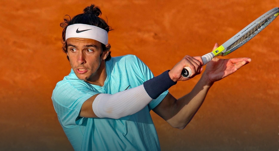  穆塞蒂新生代黑马逆袭击败前十选手