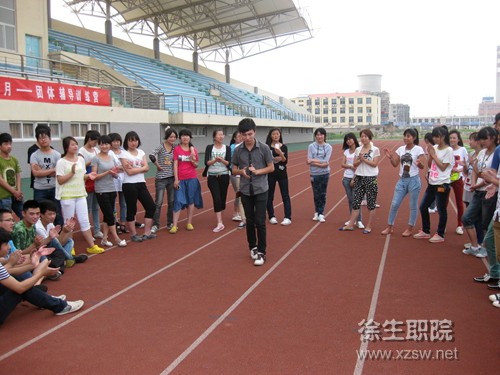  網球員心理辅导普及，专业团队入驻训练营