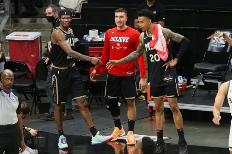  夏季联赛火热进行，新秀表现抢眼