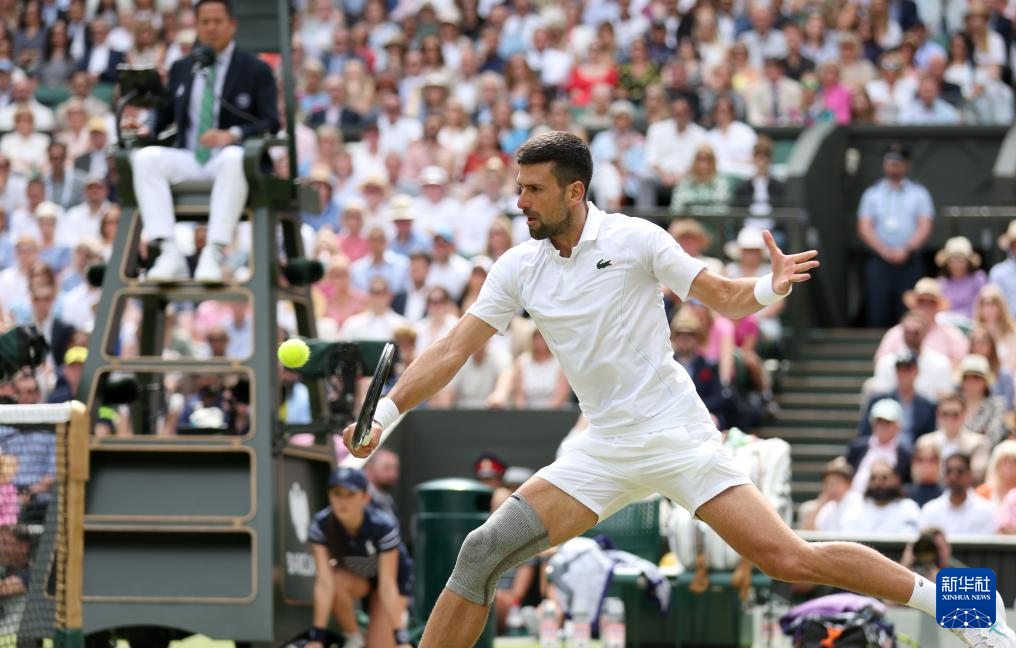  阿尔卡拉斯横空出世，新生代统治网坛