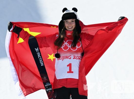  内多耶舍娃新秀崛起，瓜达拉哈拉站青春风暴夺冠