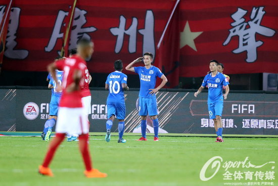  中超联赛上演进球大战，本土前锋强势崛起